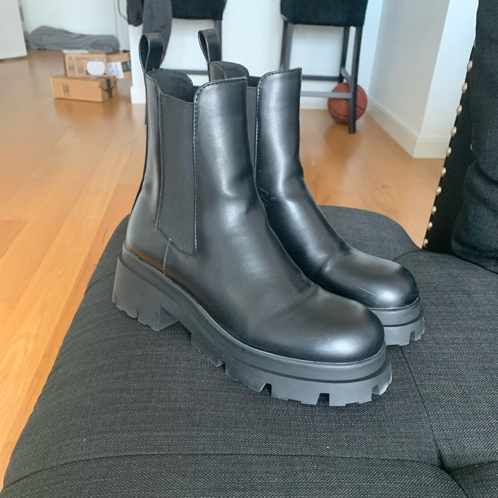 Zara lug boots